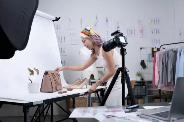 Winning at E-Commerce: How to Sell More Products on Facebook and Stay Ahead of the Game